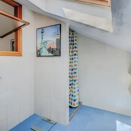 Golf Apartment *